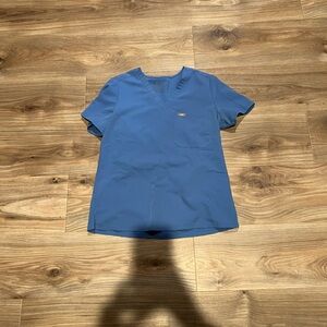 Light blue figs Catarina scrub top